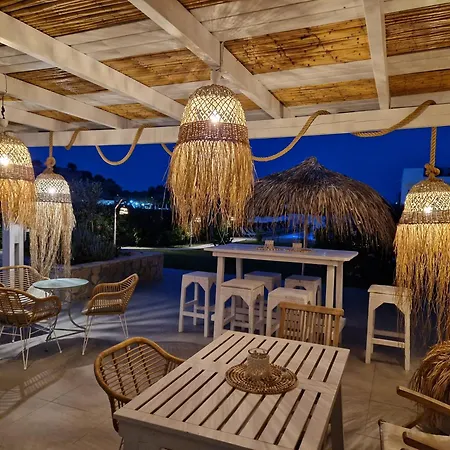 Rizia Bed & Breakfast 3*